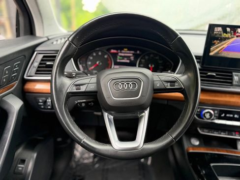 Used 2023 Audi Q5 2.0T Premium w/ Convenience Package AWD/4WD image 44