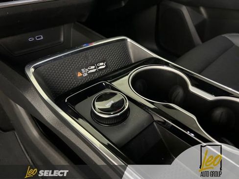Used 2026 Chevrolet Equinox LT w/ Convenience Package II AWD/4WD image 26