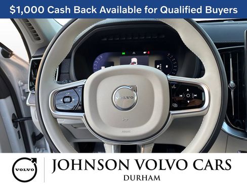 New 2026 Volvo XC90 B6 Ultra w/ Protection Package Premier AWD/4WD image 16