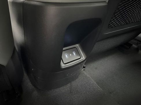 New 2026 Hyundai Elantra Limited image 39