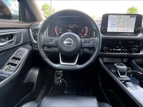 Used 2023 Nissan Rogue Platinum w/ Platinum Premium Package AWD/4WD image 10