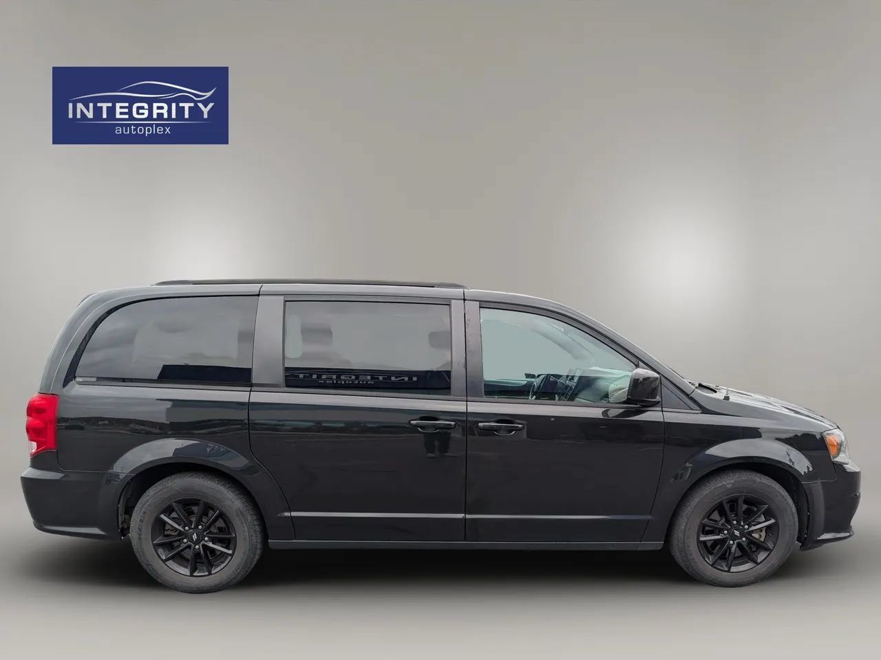 Used 2019 Dodge Grand Caravan GT FWD image 6