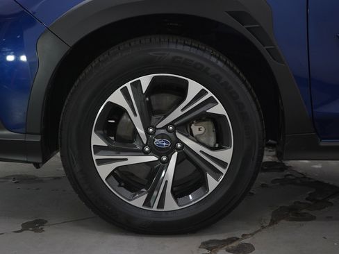 Used 2024 Subaru Crosstrek 2.0i Premium AWD/4WD image 27