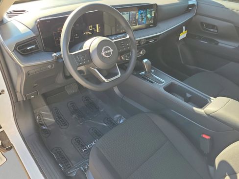 New 2026 Nissan Kicks S image 19