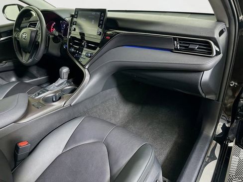 Certified 2022 Toyota Camry XSE FWD image 27