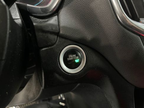 Used 2019 Chevrolet Equinox LT AWD/4WD image 19