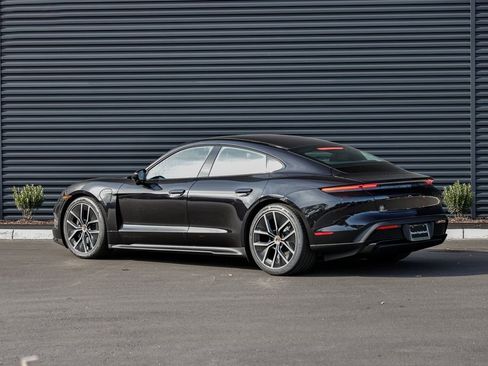 New 2026 Porsche Taycan image 3