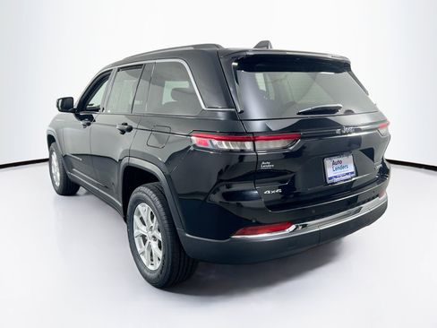 Used 2023 Jeep Grand Cherokee Limited image 7