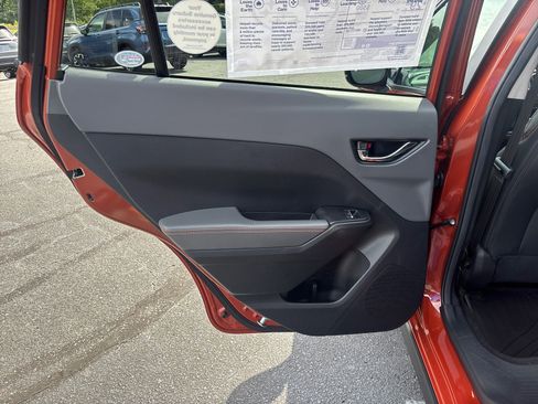 New 2025 Subaru Crosstrek 2.5i Limited w/ Popular Package #3A image 31