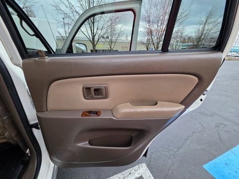 Used 1998 Toyota 4Runner Limited image 47