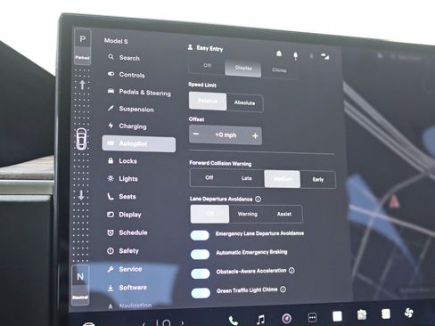 Used 2022 Tesla Model S image 25