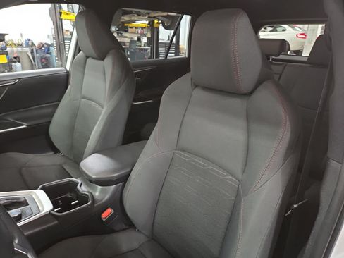 Used 2022 Toyota RAV4 SE w/ Carpet Mat Package (TMS) AWD/4WD image 30