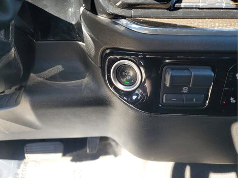Used 2025 Chevrolet Silverado 1500 LT image 20
