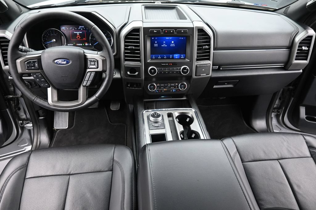 Used 2020 Ford Expedition XLT w/ Equipment Group 202A RWD image 27