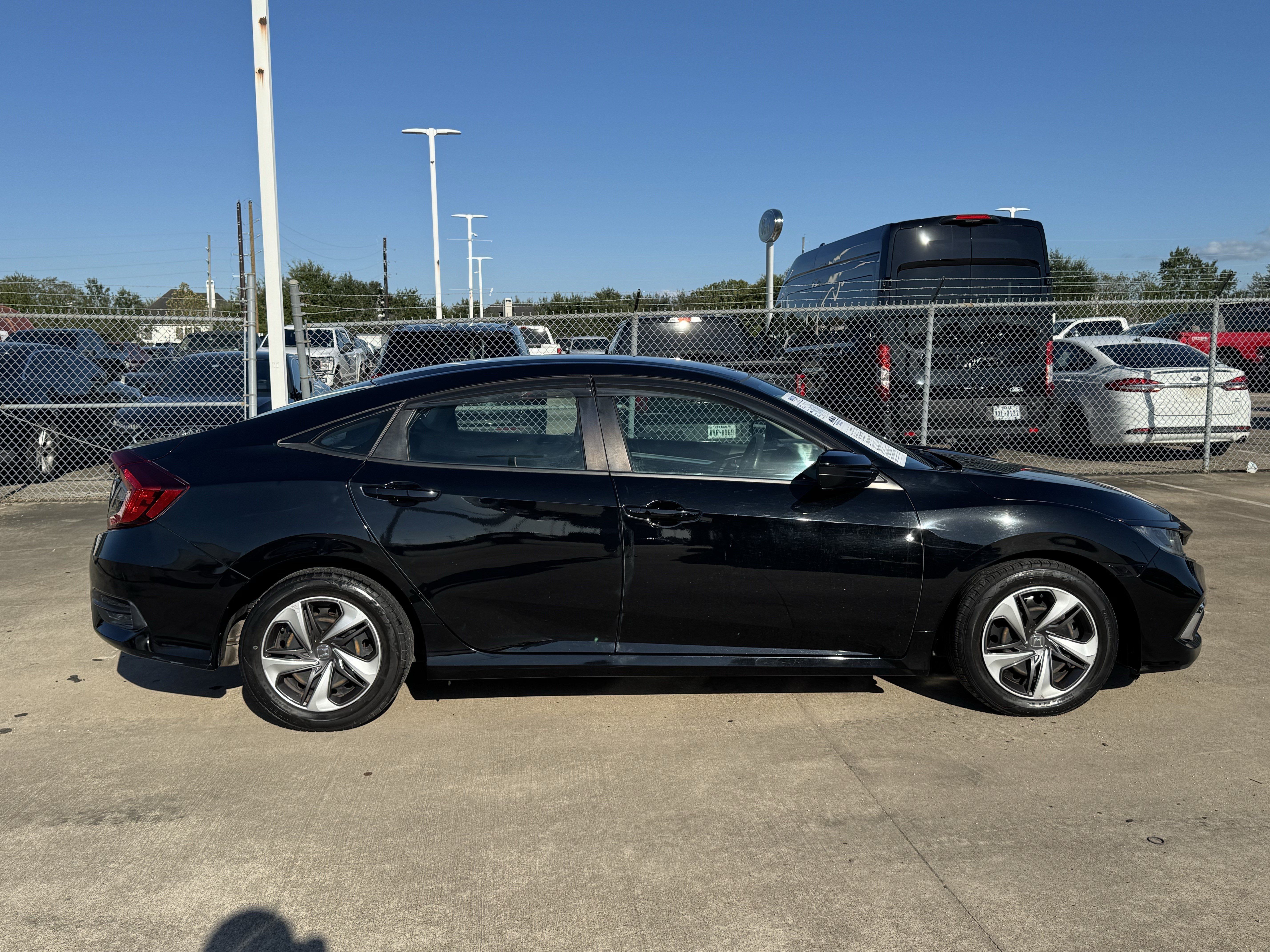 Used 2020 Honda Civic LX image 3