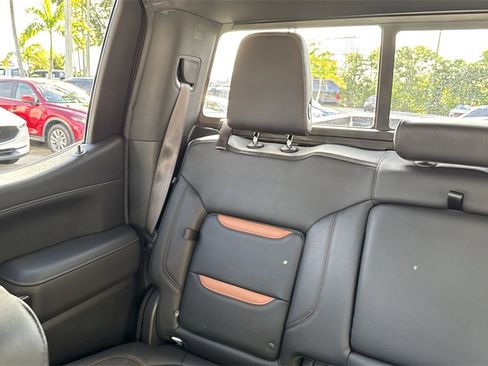 Used 2019 GMC Sierra 1500 AT4 w/ AT4 Premium Package image 18