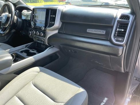 Used 2021 RAM 1500 Big Horn AWD/4WD image 32