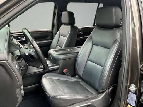 Used 2021 Chevrolet Suburban LT w/ LT Signature Package AWD/4WD image 21