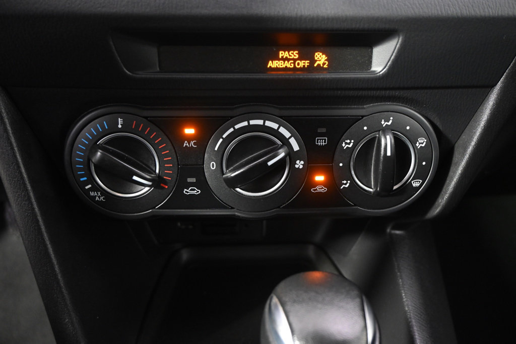 Used 2015 MAZDA MAZDA3 i Touring FWD image 31