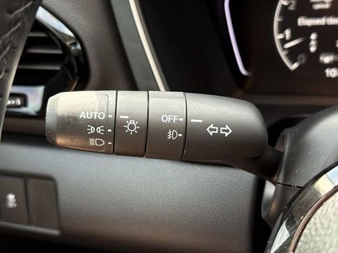 Used 2025 Honda Pilot Touring image 27