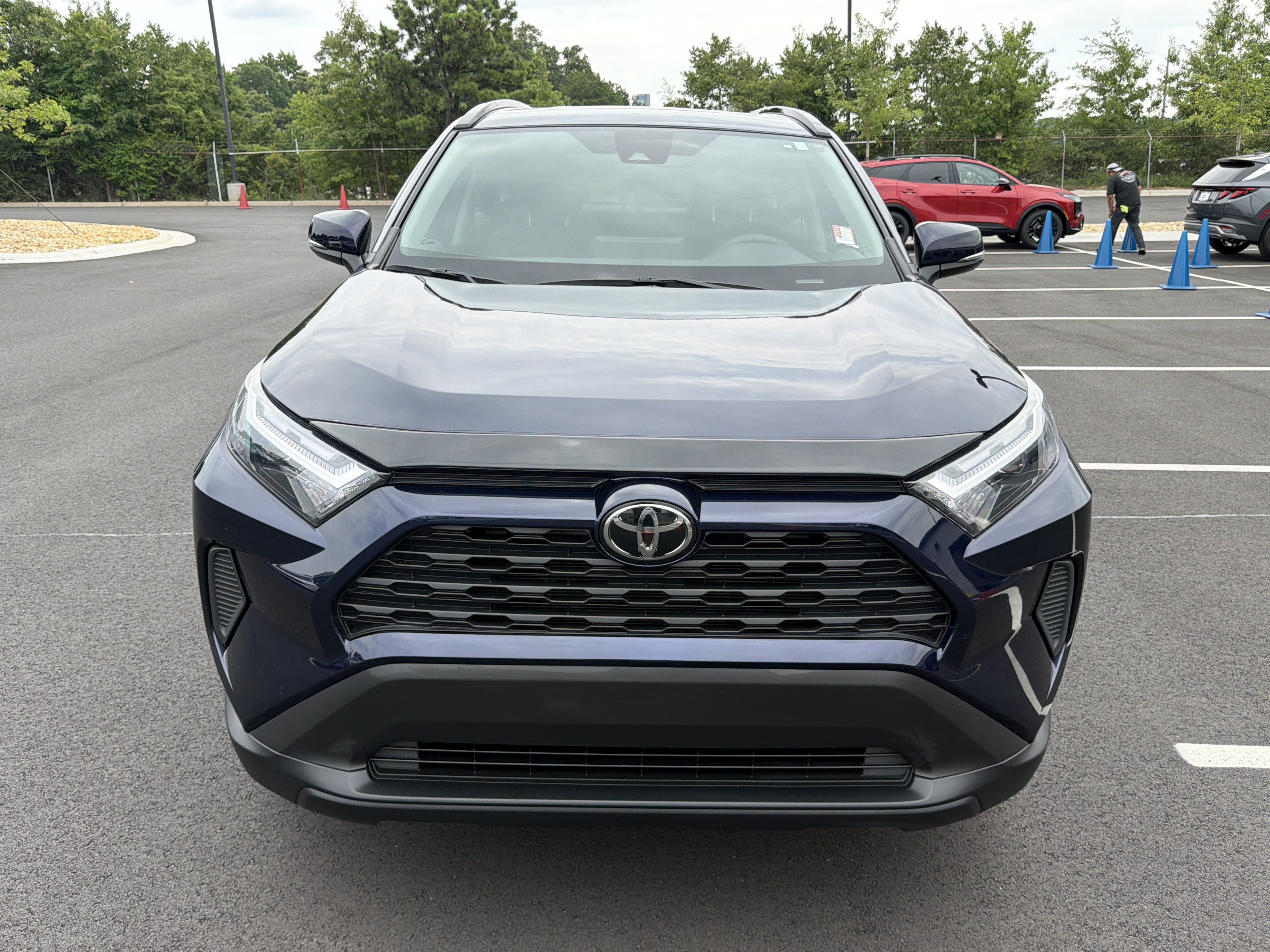 Used 2024 Toyota RAV4 XLE w/ Convenience Package FWD image 2