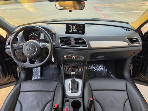 Used 2018 Audi Q3 2.0T Premium FWD image 32