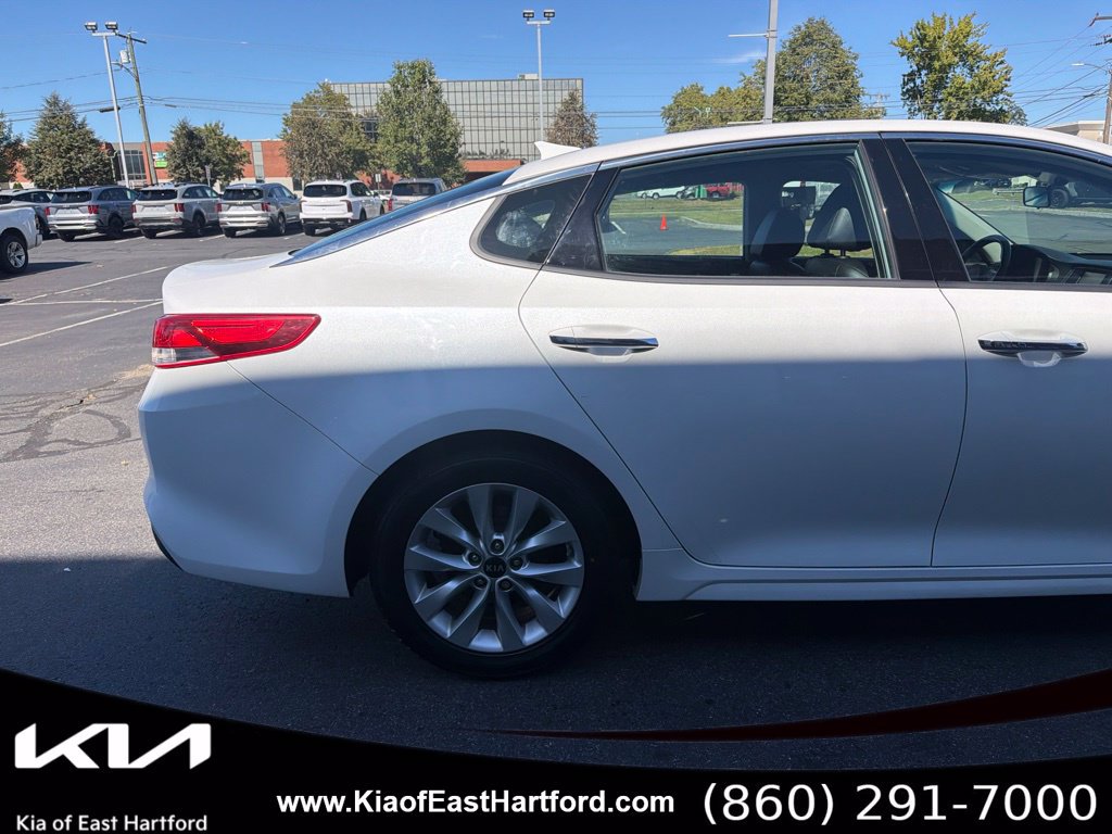 Used 2017 Kia Optima EX FWD image 7