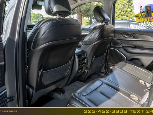 Used 2023 Jeep Grand Cherokee Limited w/ Luxury Tech Group II RWD image 13
