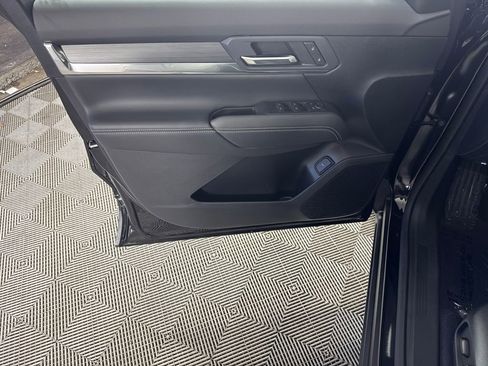 New 2026 GMC Terrain Elevation w/ Elevation Premium Package image 10