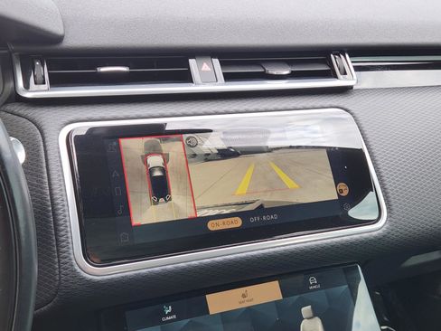 Used 2021 Land Rover Range Rover Velar R-Dynamic S AWD/4WD image 12