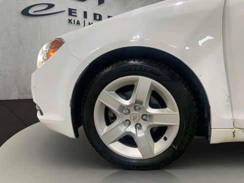 Used 2012 Chevrolet Malibu LS FWD image 29