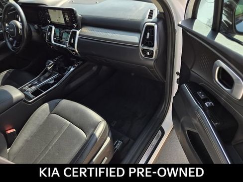 Certified 2023 Kia Sorento SX FWD image 7