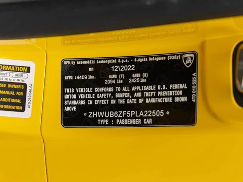 Used 2023 Lamborghini Huracan Tecnica RWD image 19