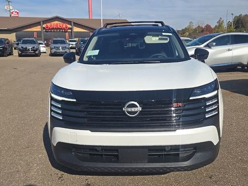 New 2026 Nissan Kicks SR w/ SR Premium Package image 2