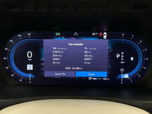 Used 2024 Volvo XC90 B5 Plus image 30