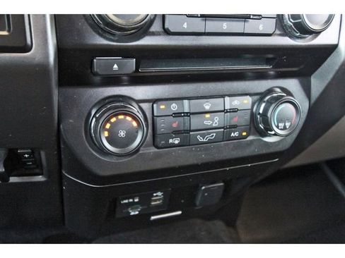 Used 2015 Ford F150 XLT w/ Equipment Group 302A Luxury AWD/4WD image 25