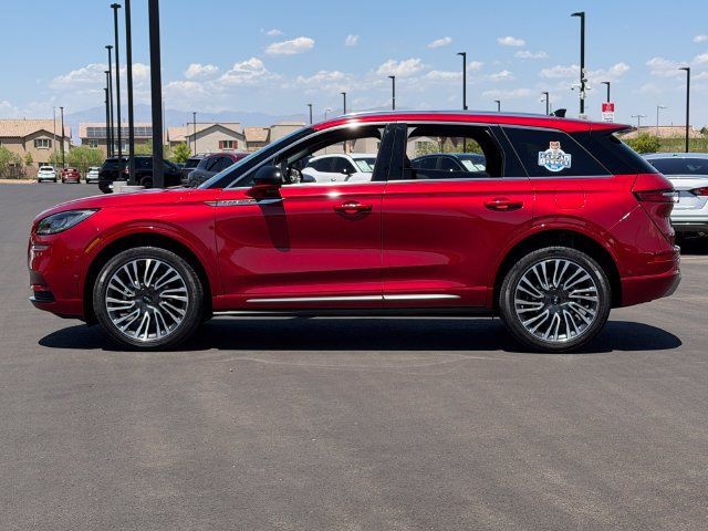 Used 2022 Lincoln Corsair AWD w/ Equipment Group 101A image 2