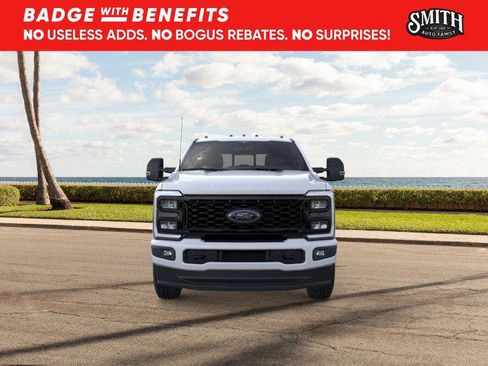 New 2026 Ford F250 XLT w/ XLT Premium Package AWD/4WD image 7
