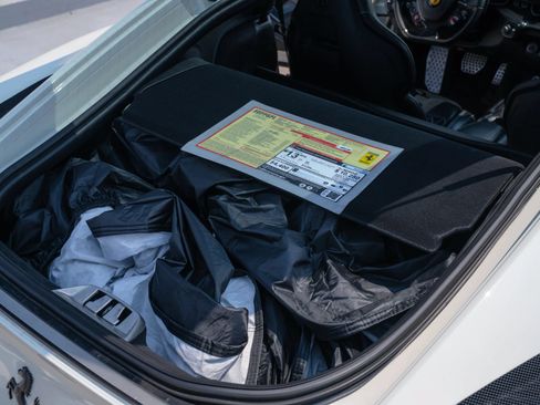 Used 2015 Ferrari F12 Berlinetta RWD image 38