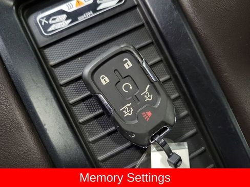 Used 2019 Chevrolet Tahoe Premier AWD/4WD image 15