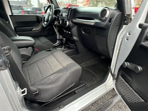 Used 2012 Jeep Wrangler Sport image 16