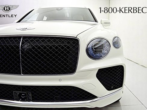 New 2025 Bentley Bentayga Plug-In Hybrid image 9