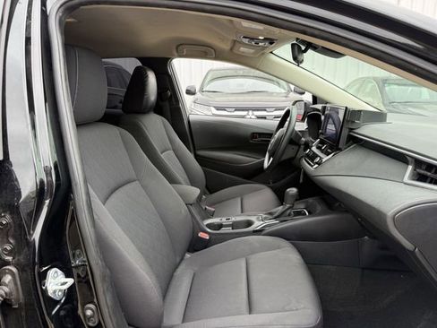 Used 2024 Toyota Corolla LE image 27