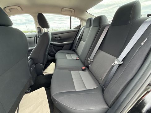 Used 2025 Nissan Sentra SV FWD image 24