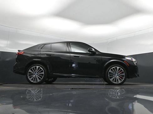 New 2026 BMW X2 xDrive28i w/ Technology Package AWD/4WD image 43