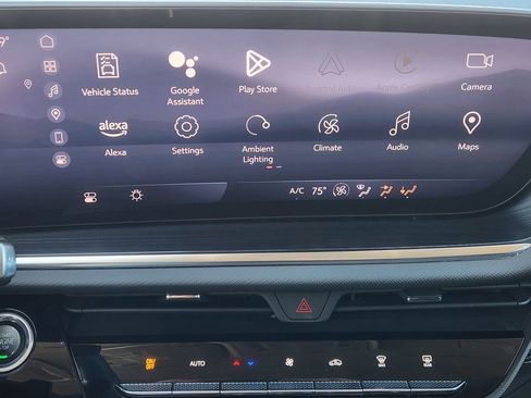 Used 2024 Buick Envision Preferred image 17