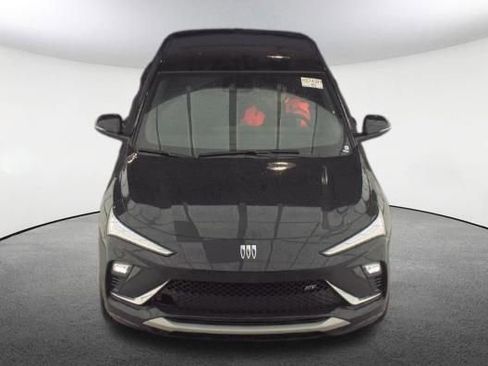 Used 2025 Buick Envista Sport Touring image 2