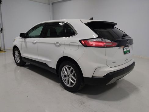 Used 2024 Ford Edge SEL image 5
