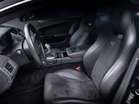 Used 2009 Aston Martin DBS Coupe RWD image 3