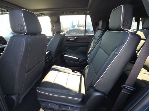 New 2026 Chevrolet Tahoe Premier w/ Sun And Tow Package AWD/4WD image 29